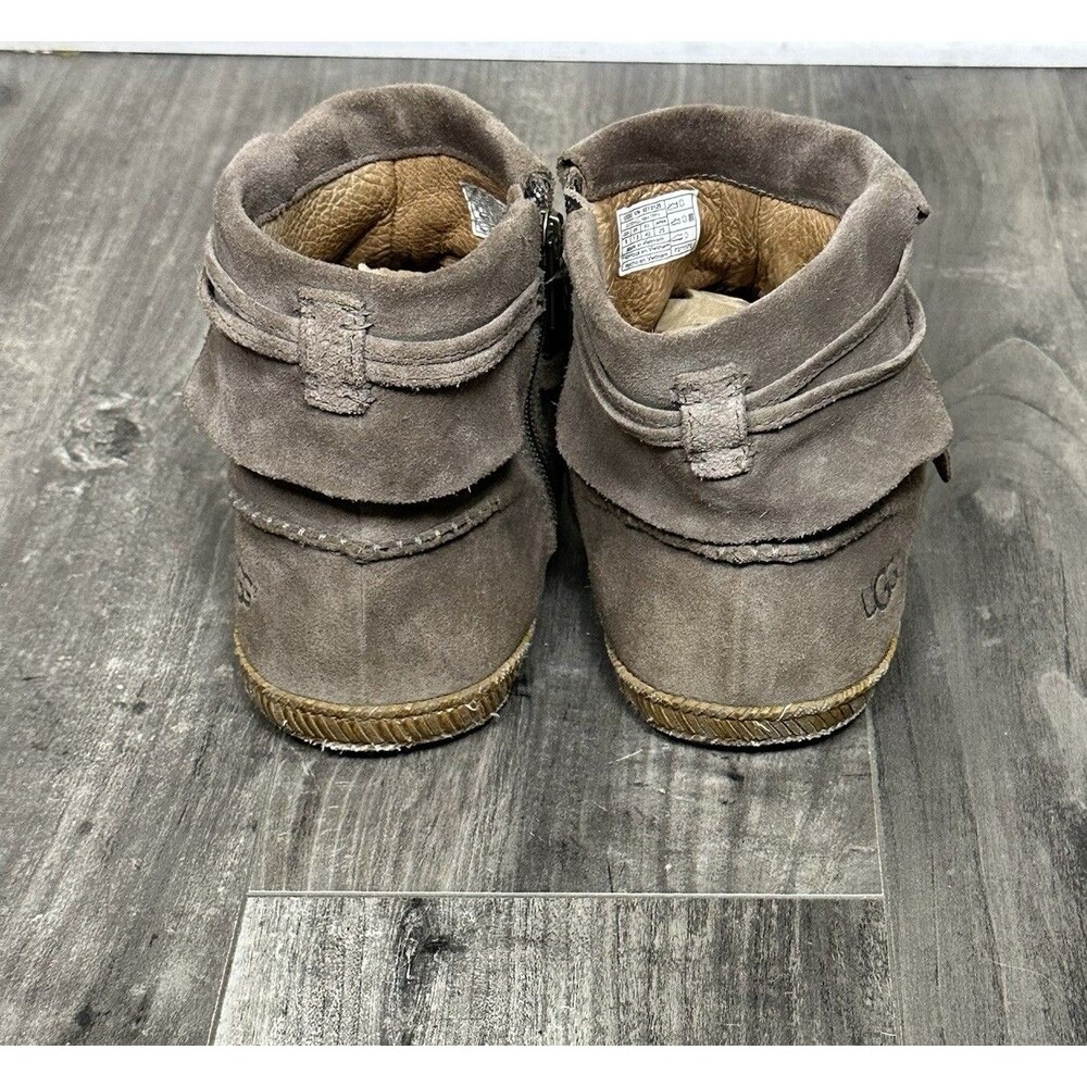 UGG Australia Reid Ankle Boots Womens 9 Brown Suede Bootie Moccasins 1019129 - Picture 10 of 10